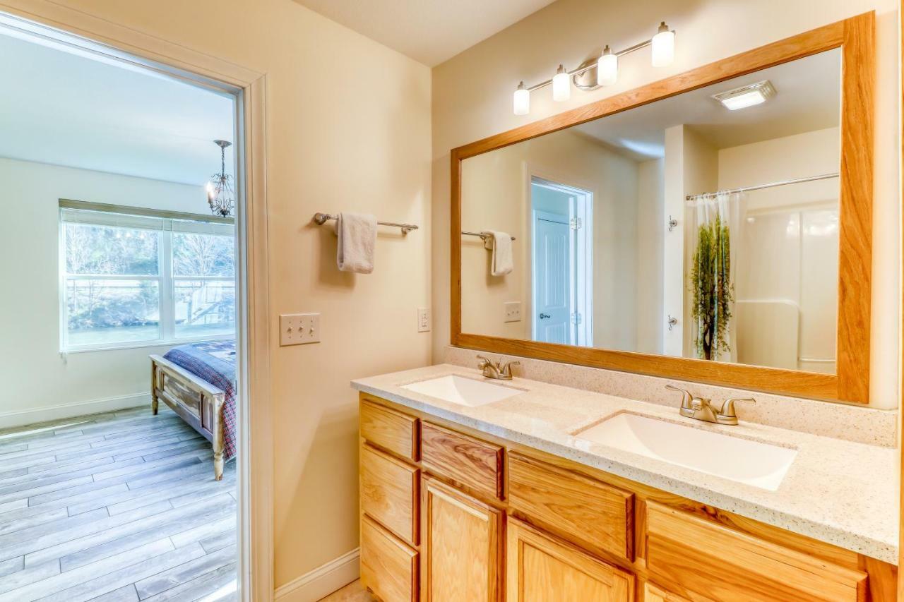 2 Bed 2 Bath Vacation Home In Whittier III מראה חיצוני תמונה